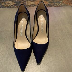 Stuart Weitzman Navy Suede Pumps Size 6 1/2